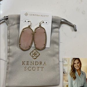 Elle Gold Drop Earrings In Rose Quartz